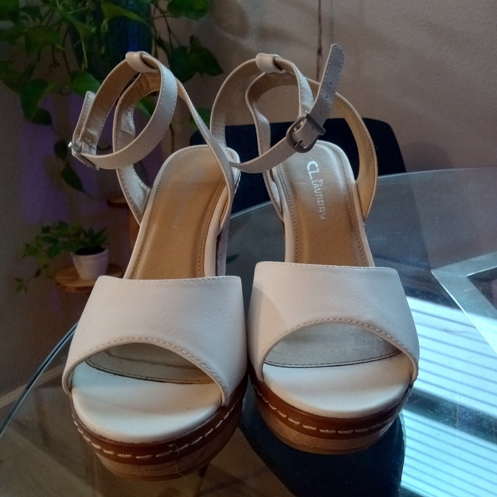 Chinese Laundry White Wedge Sandals
